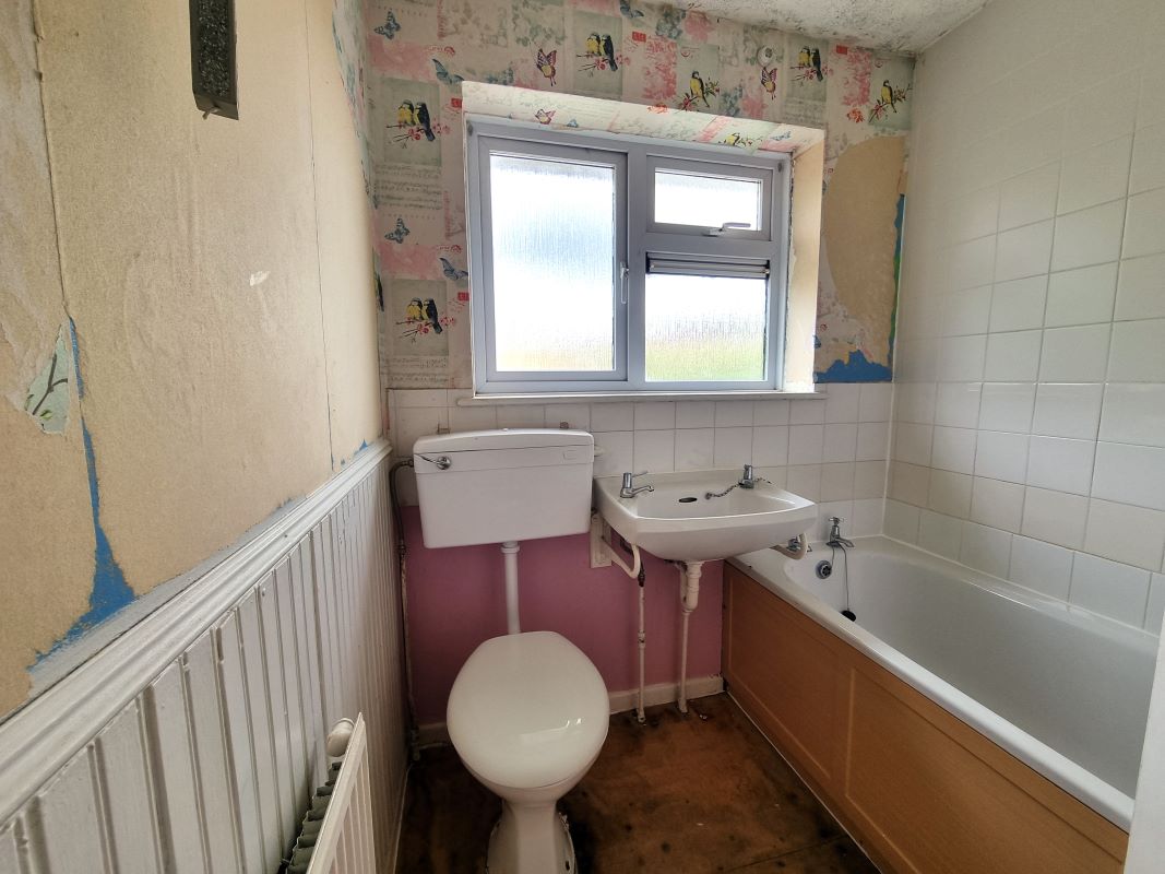 2 bedroom property for sale