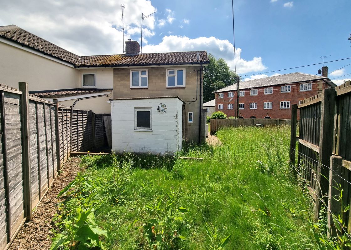 2 bedroom property for sale