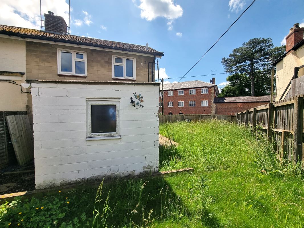 2 bedroom property for sale