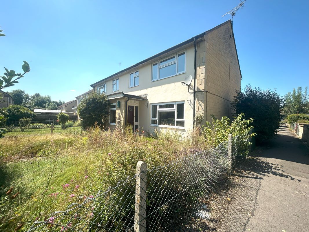 3 bedroom property for sale