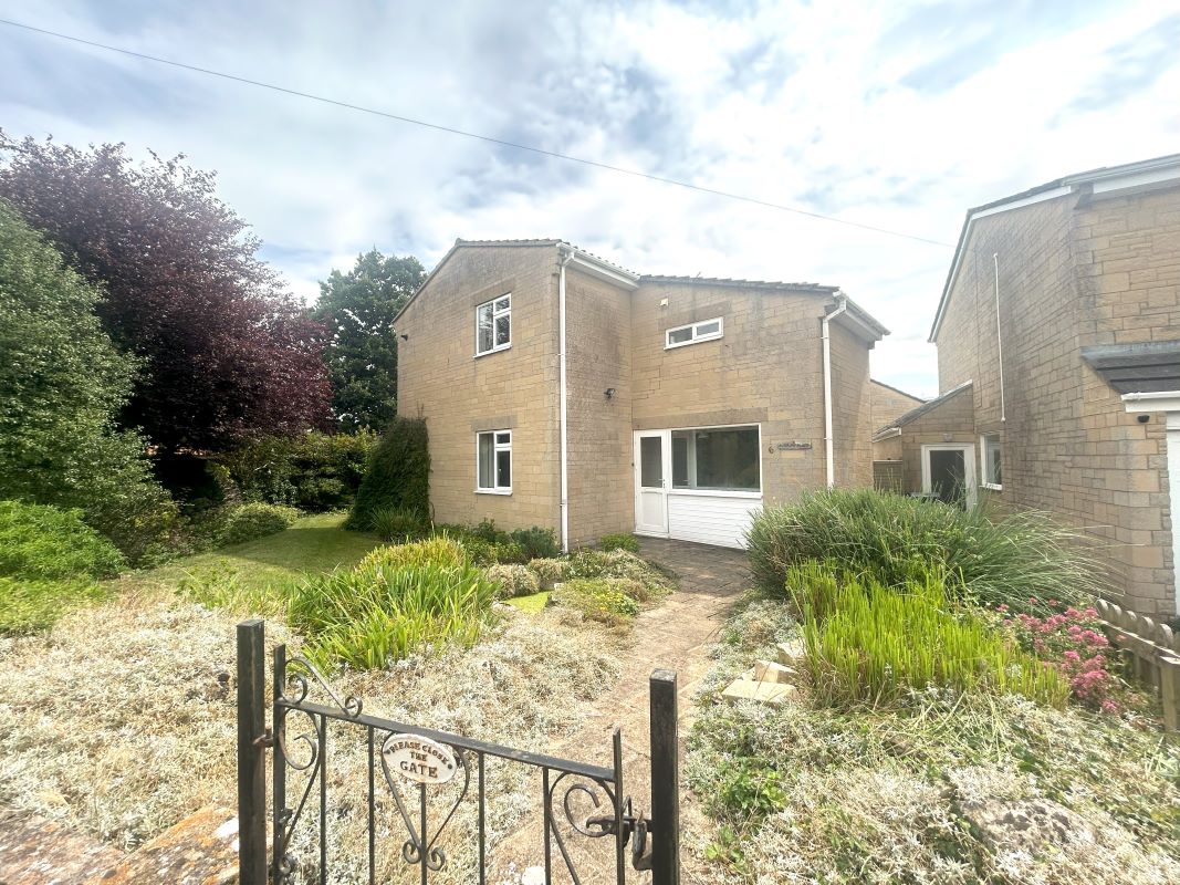 4 bedroom property for sale
