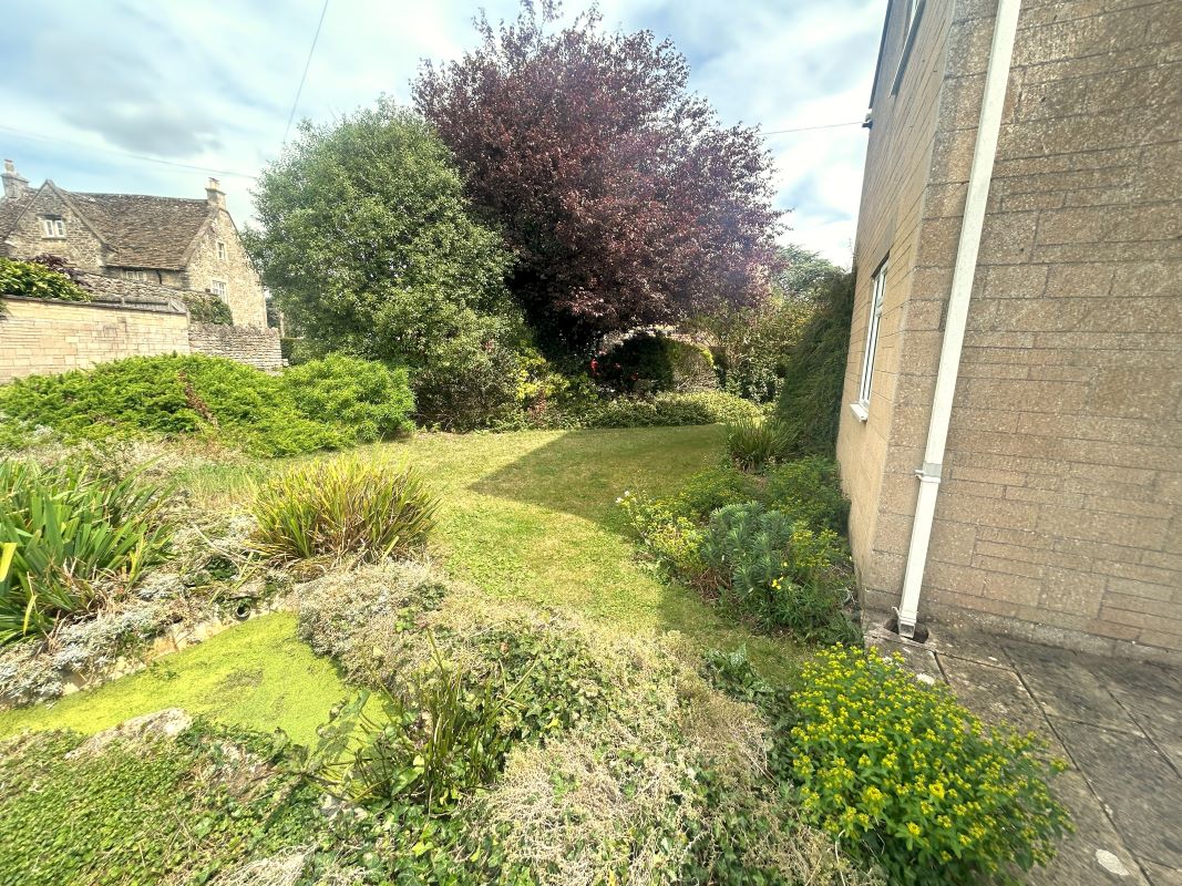4 bedroom property for sale