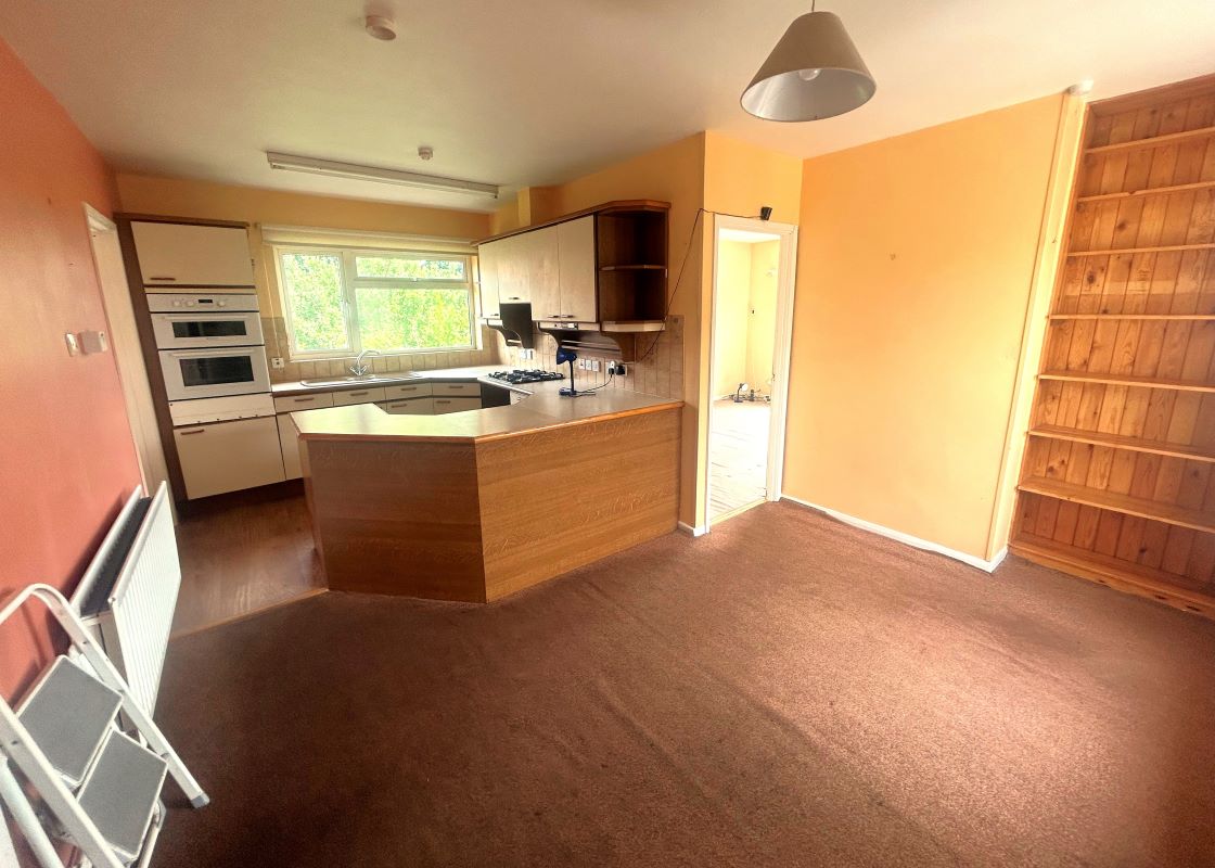 4 bedroom property for sale