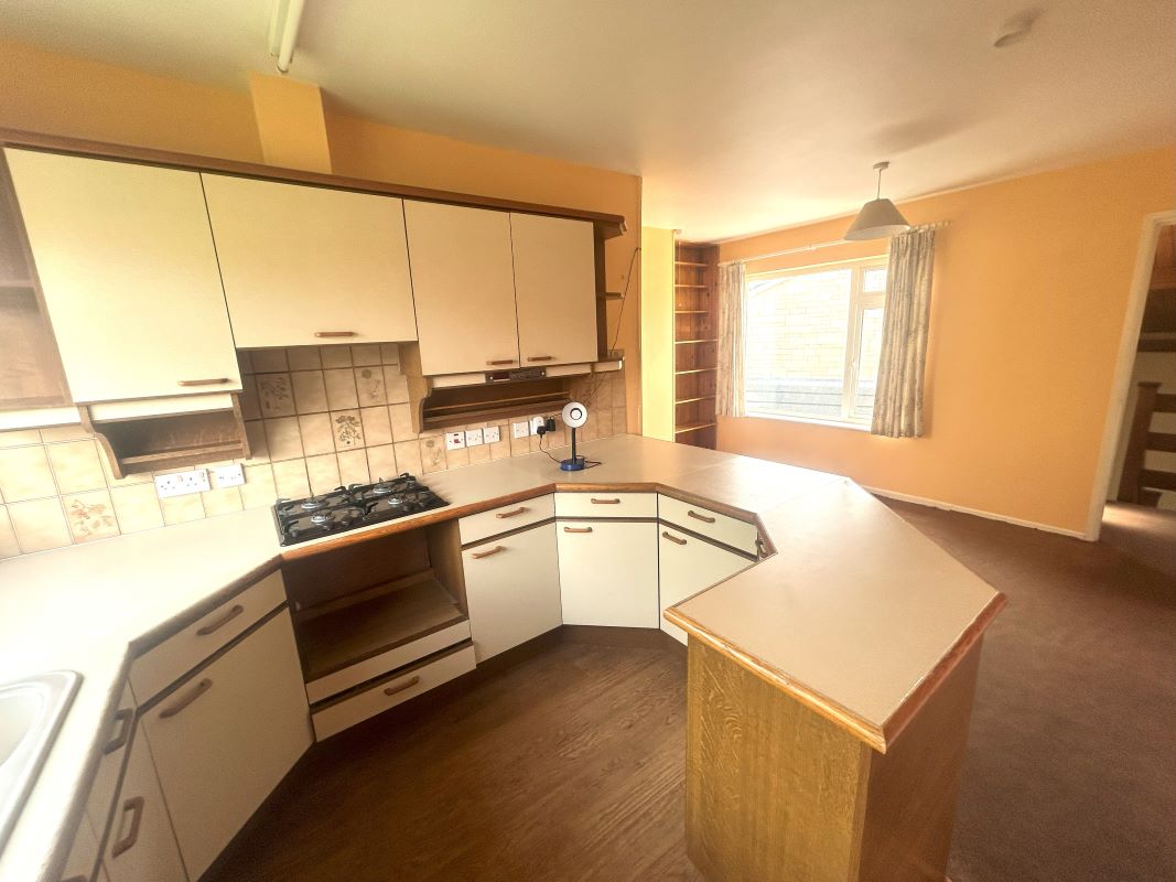 4 bedroom property for sale