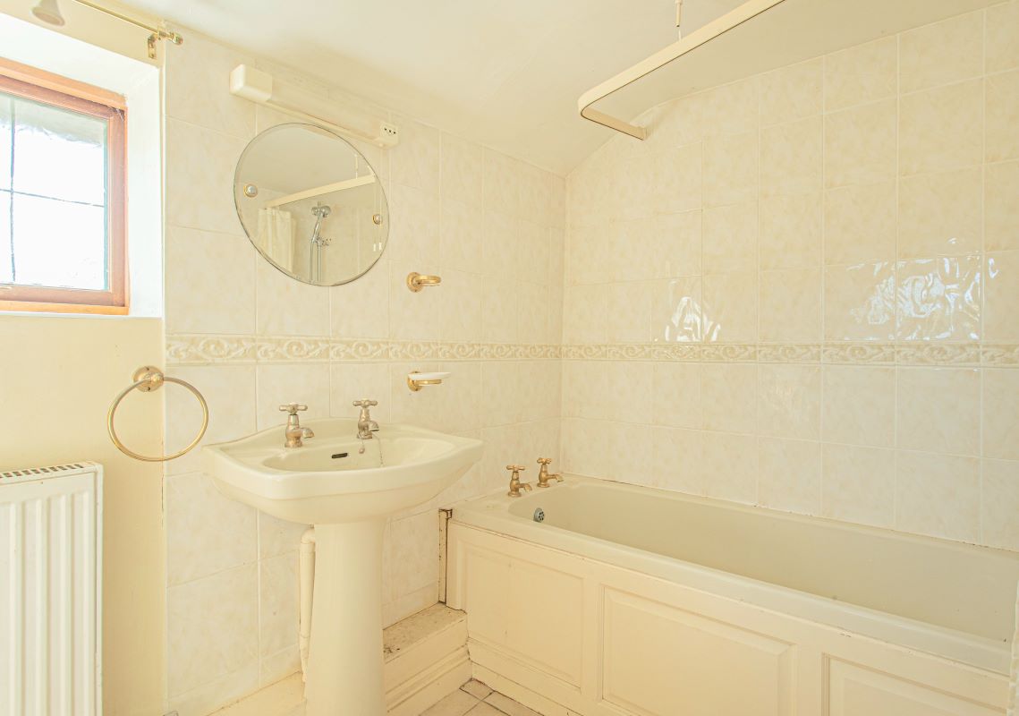2 bedroom property for sale