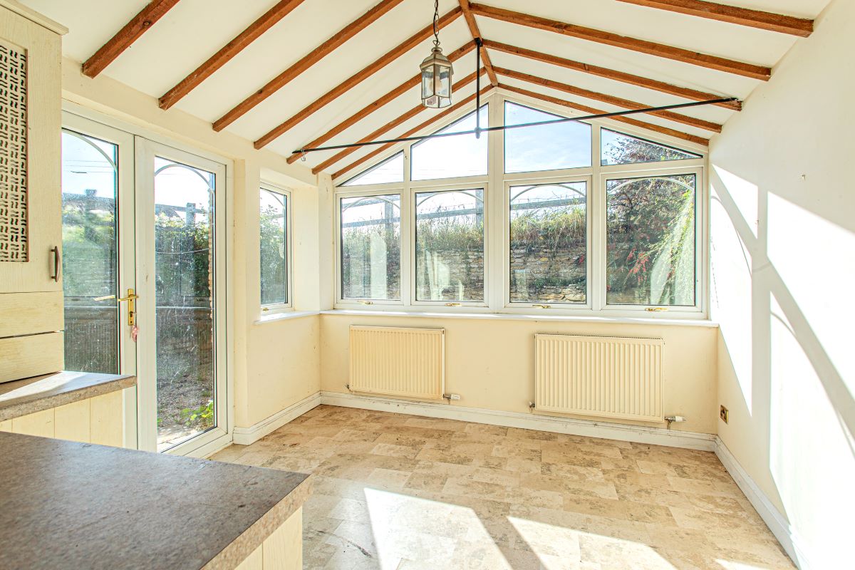 2 bedroom property for sale