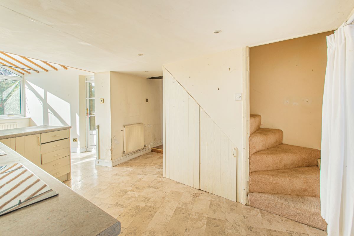 2 bedroom property for sale