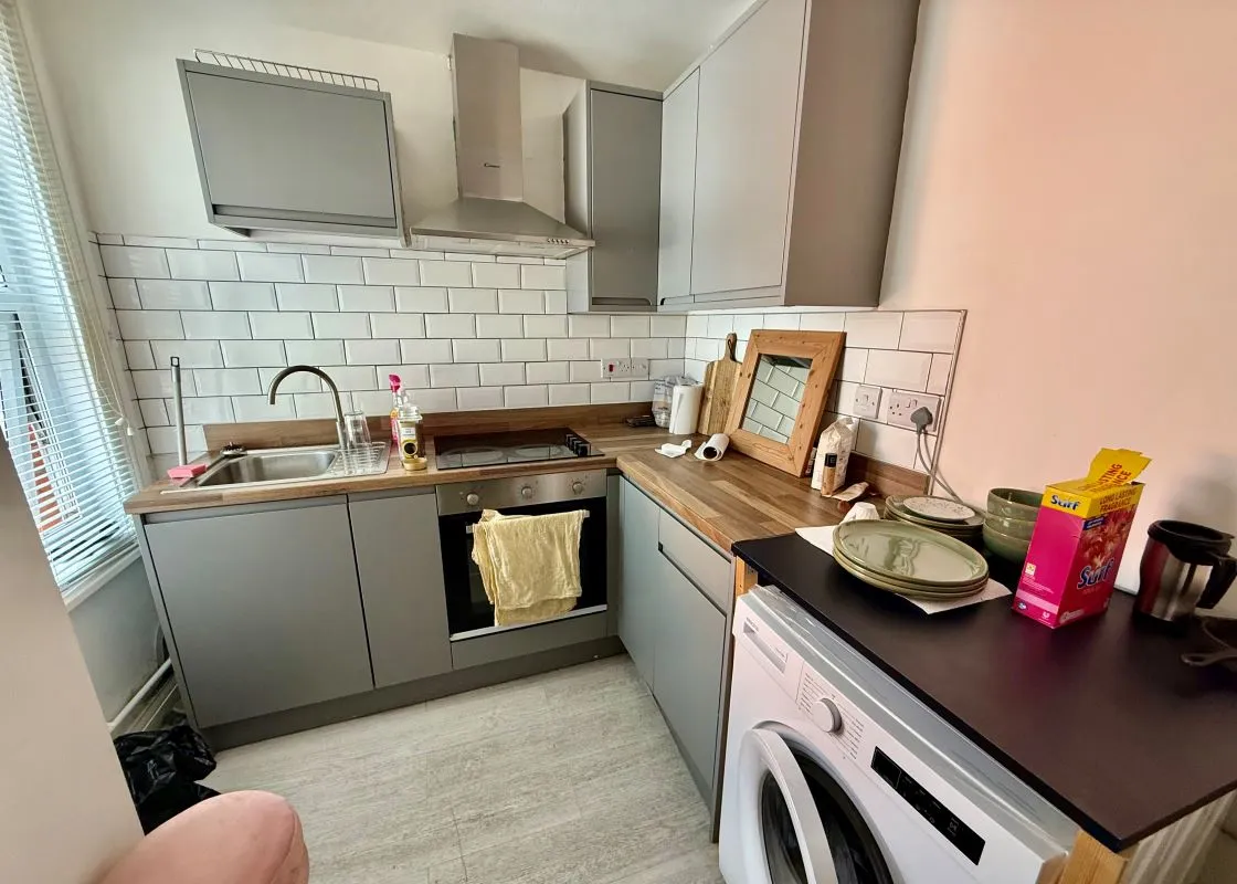 2 bedroom property for sale