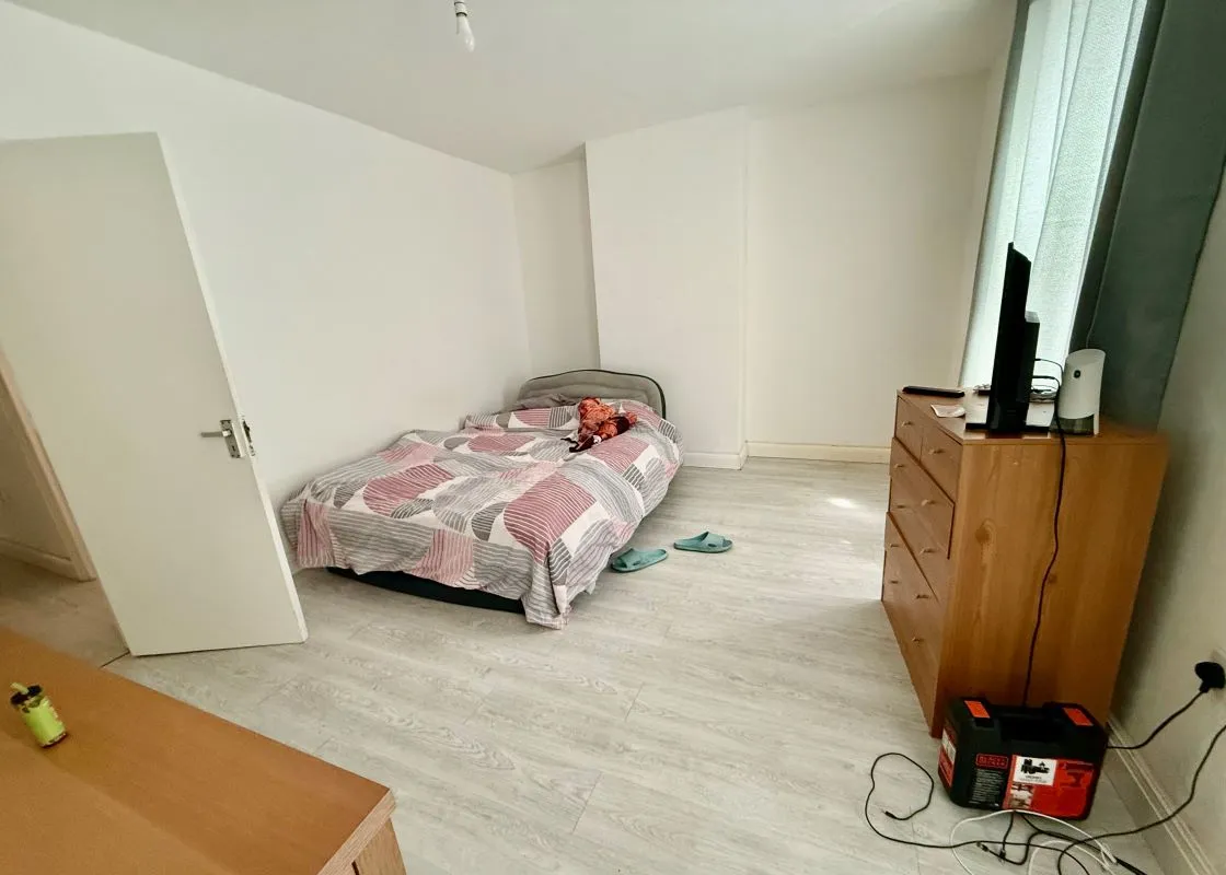 2 bedroom property for sale