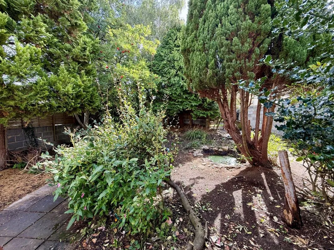 2 bedroom property for sale