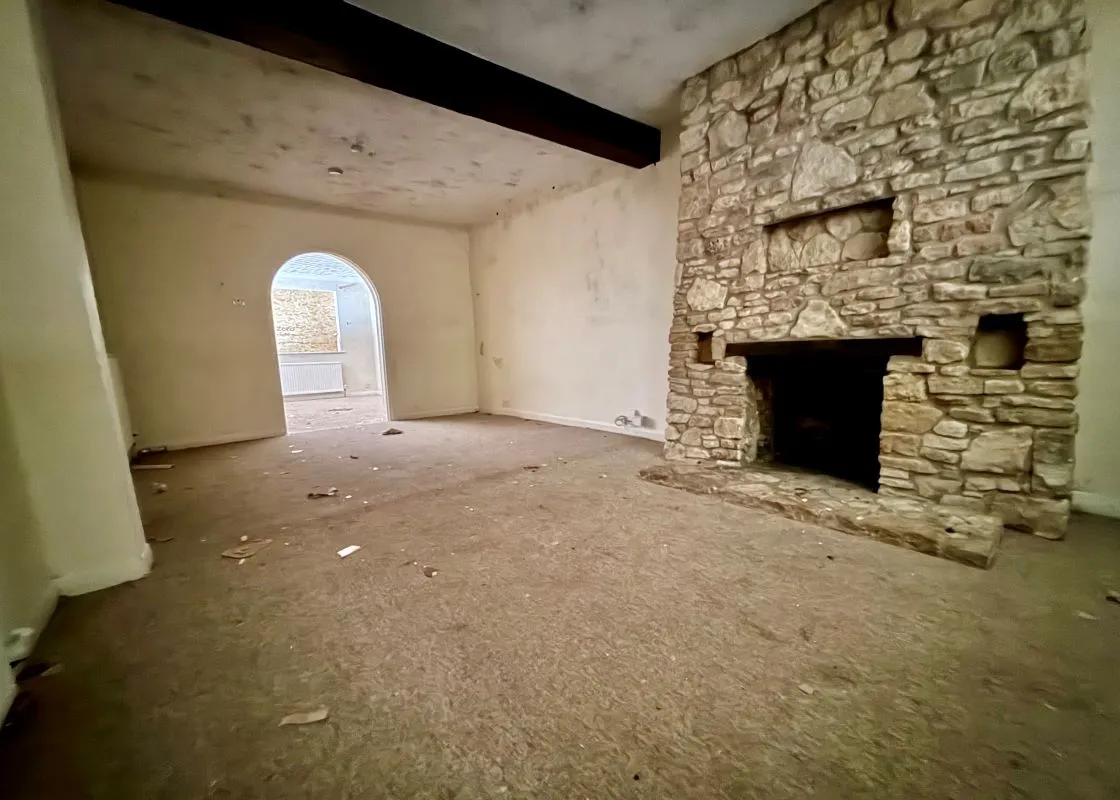 2 bedroom property for sale