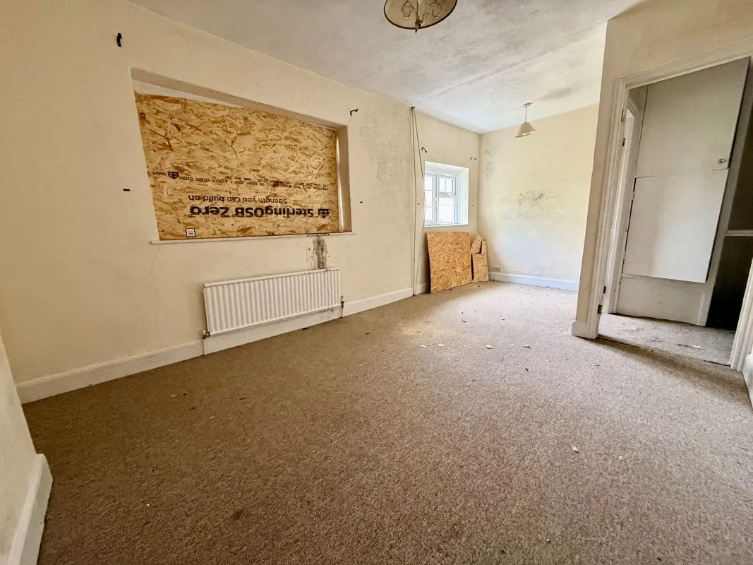 2 bedroom property for sale