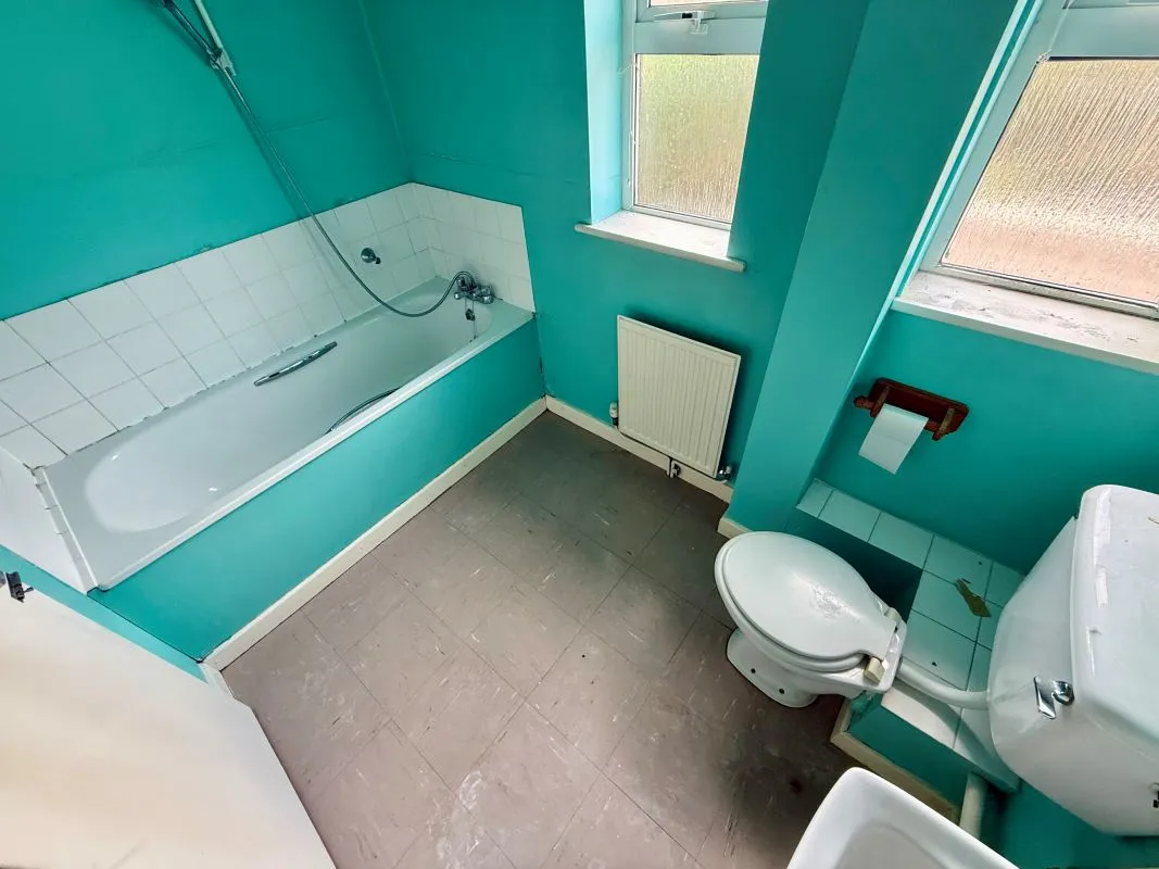 2 bedroom property for sale