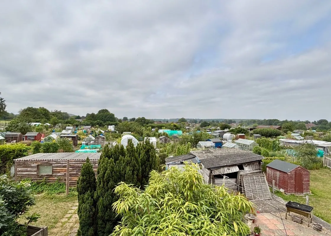 3 bedroom property for sale