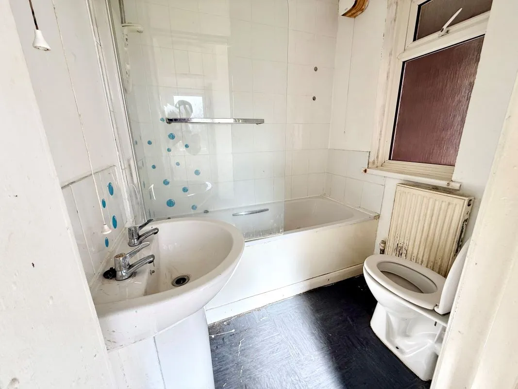 3 bedroom property for sale
