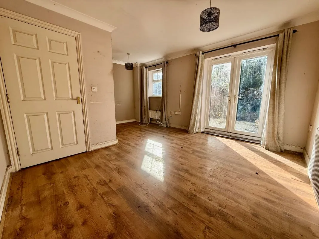 3 bedroom property for sale