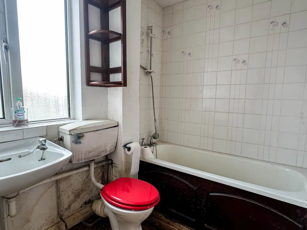 4 bedroom property for sale