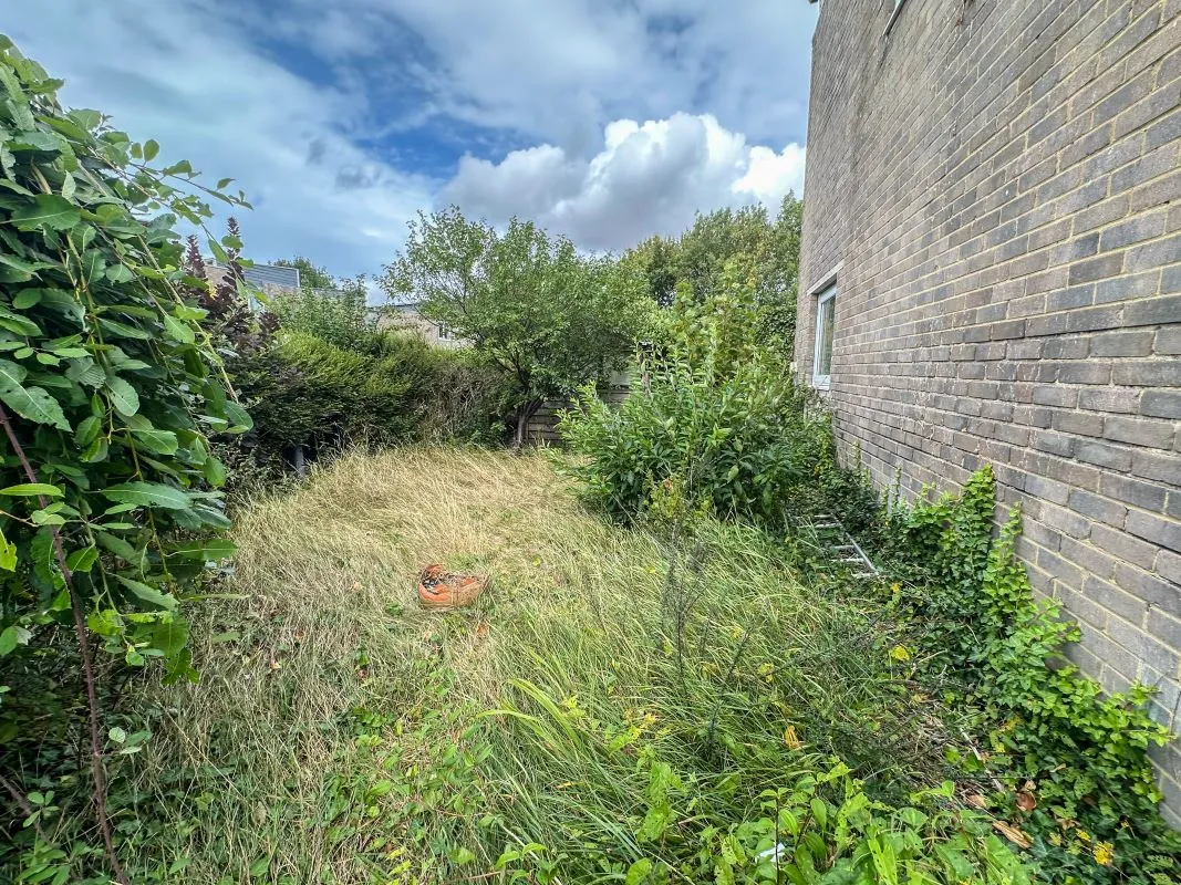 4 bedroom property for sale