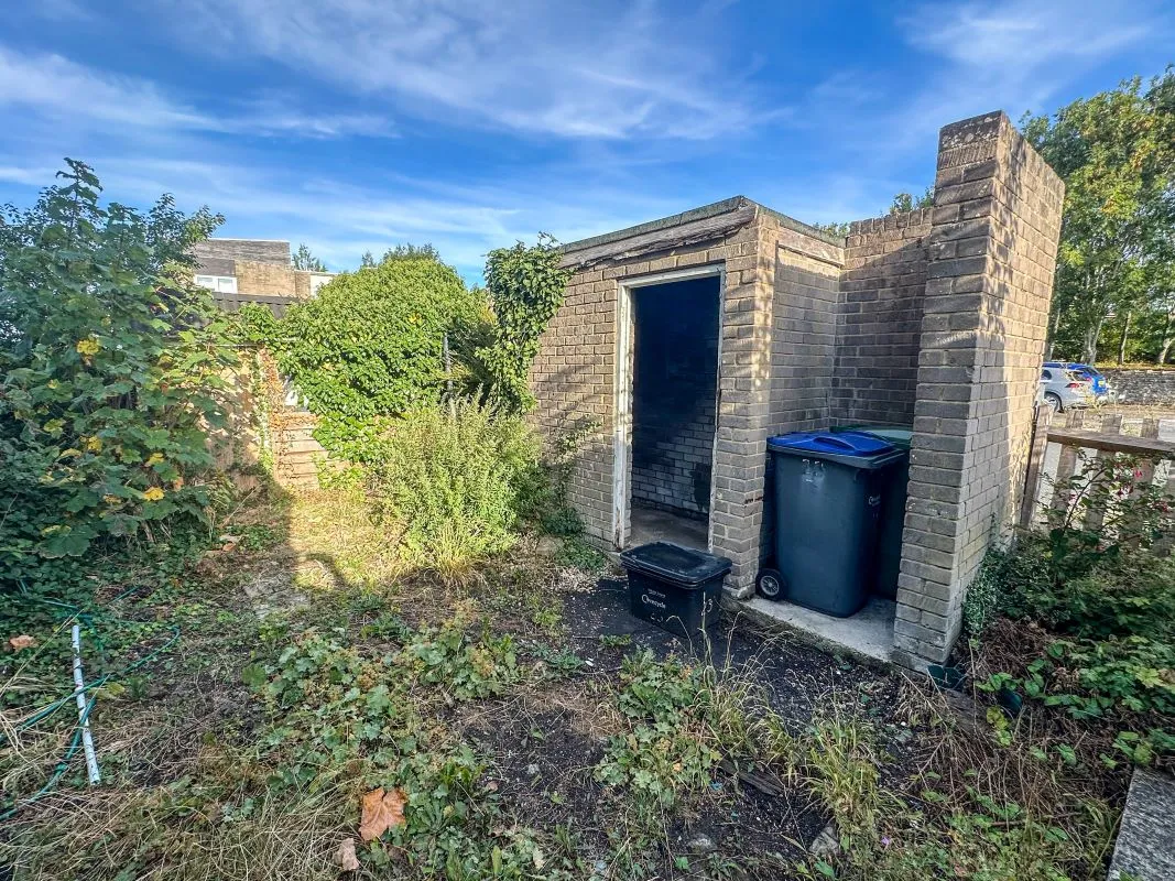 4 bedroom property for sale