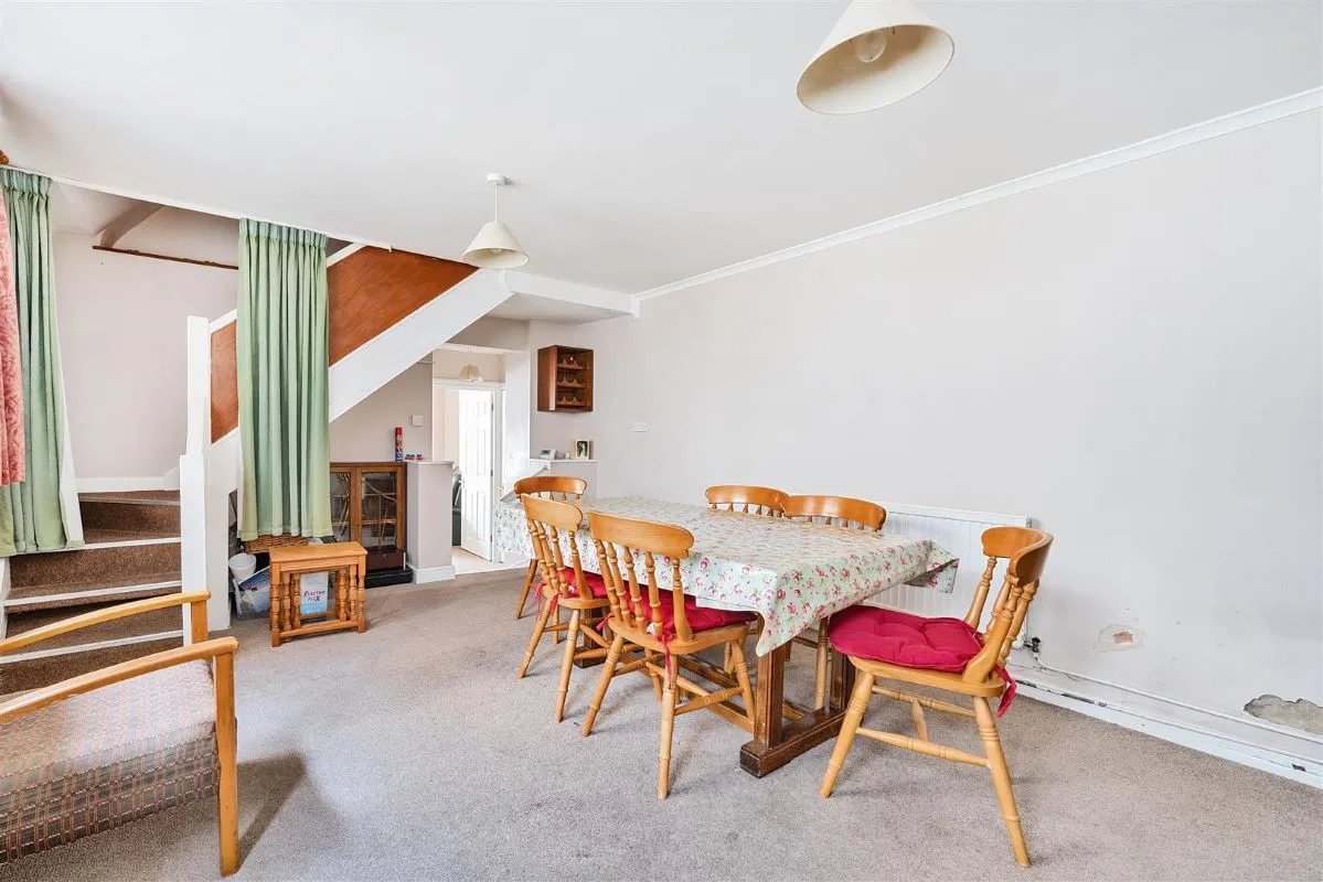 4 bedroom property for sale