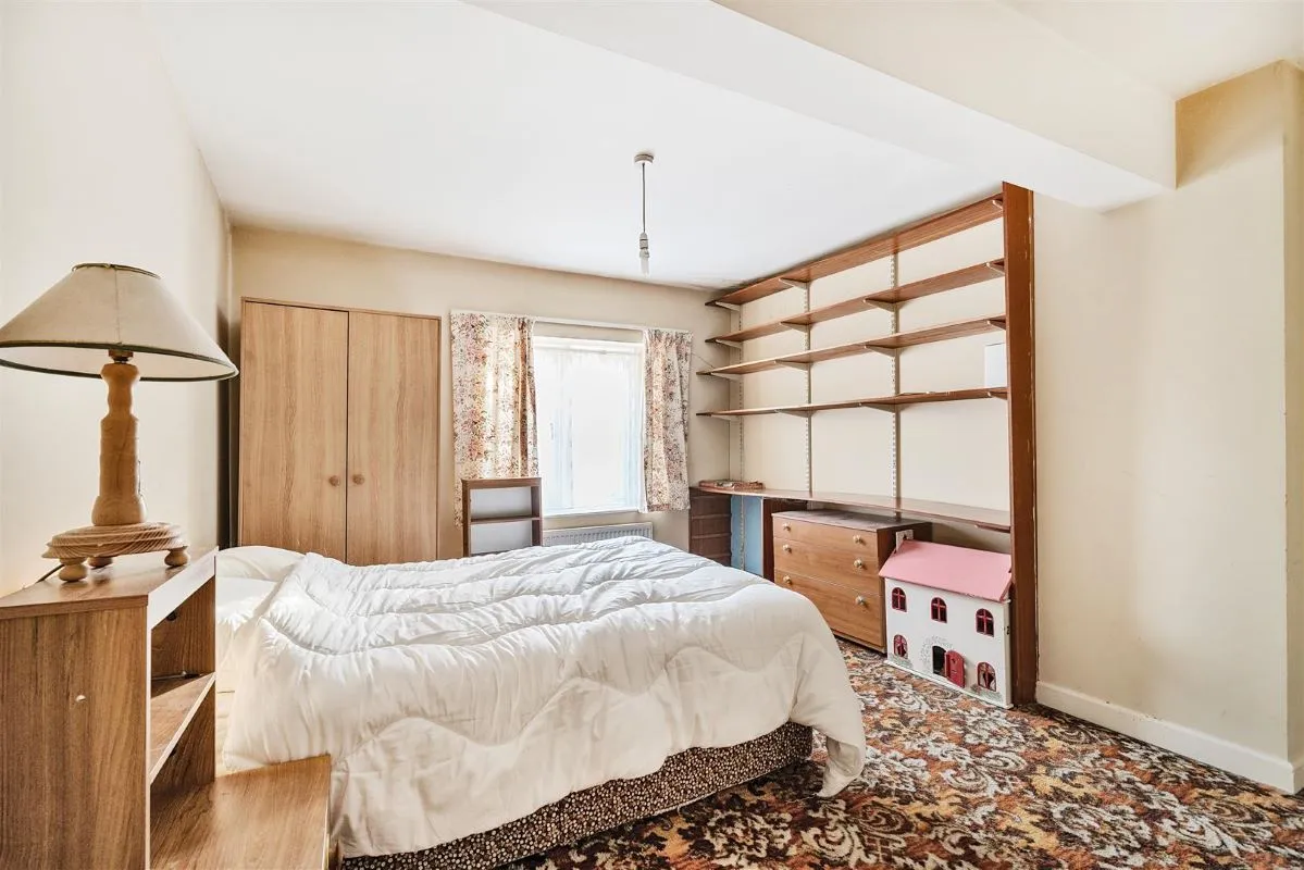 4 bedroom property for sale