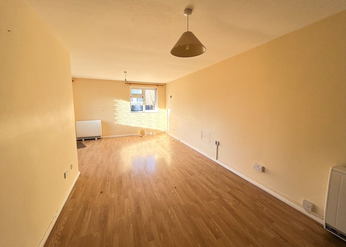 2 bedroom property for sale