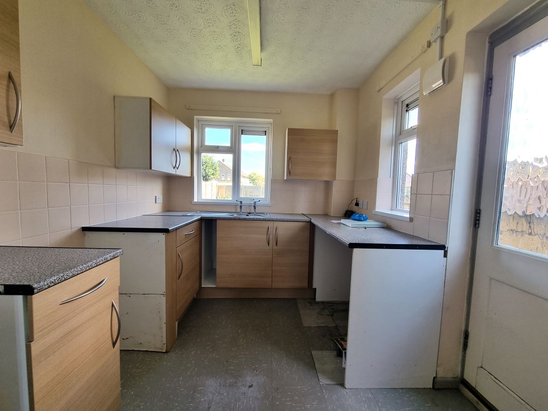 2 bedroom property for sale
