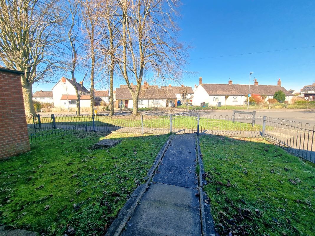 2 bedroom property for sale