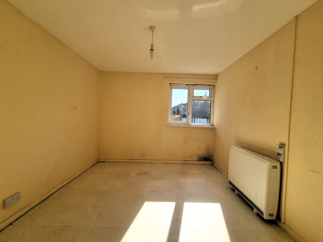 2 bedroom property for sale