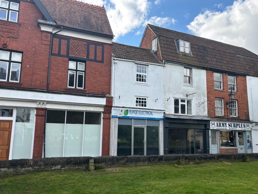 1 bedroom property for sale