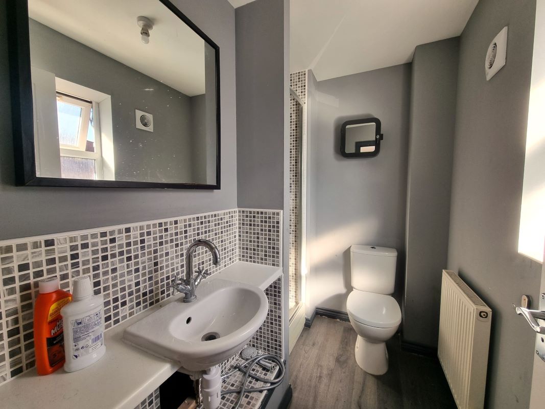 4 bedroom property for sale
