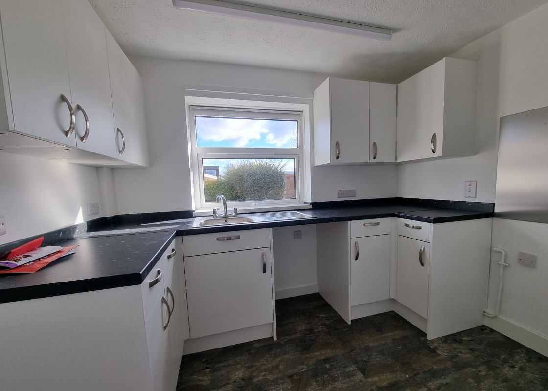 2 bedroom property for sale