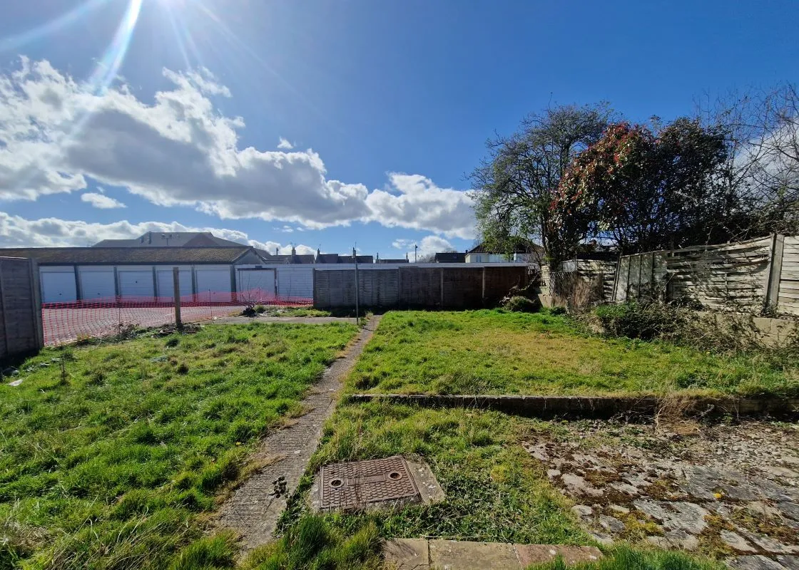 3 bedroom property for sale