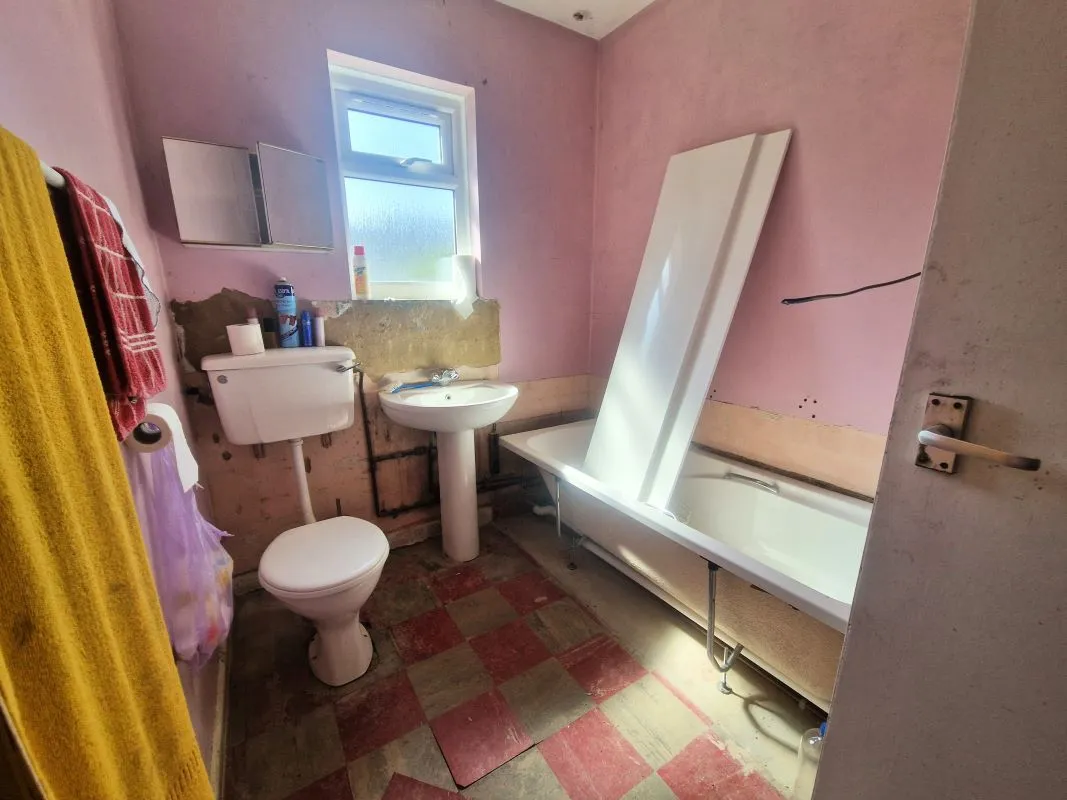 2 bedroom property for sale