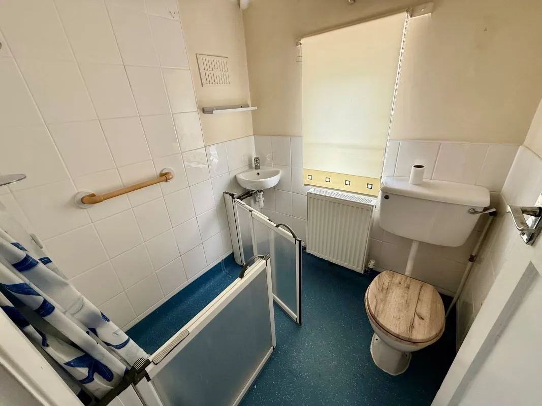2 bedroom property for sale