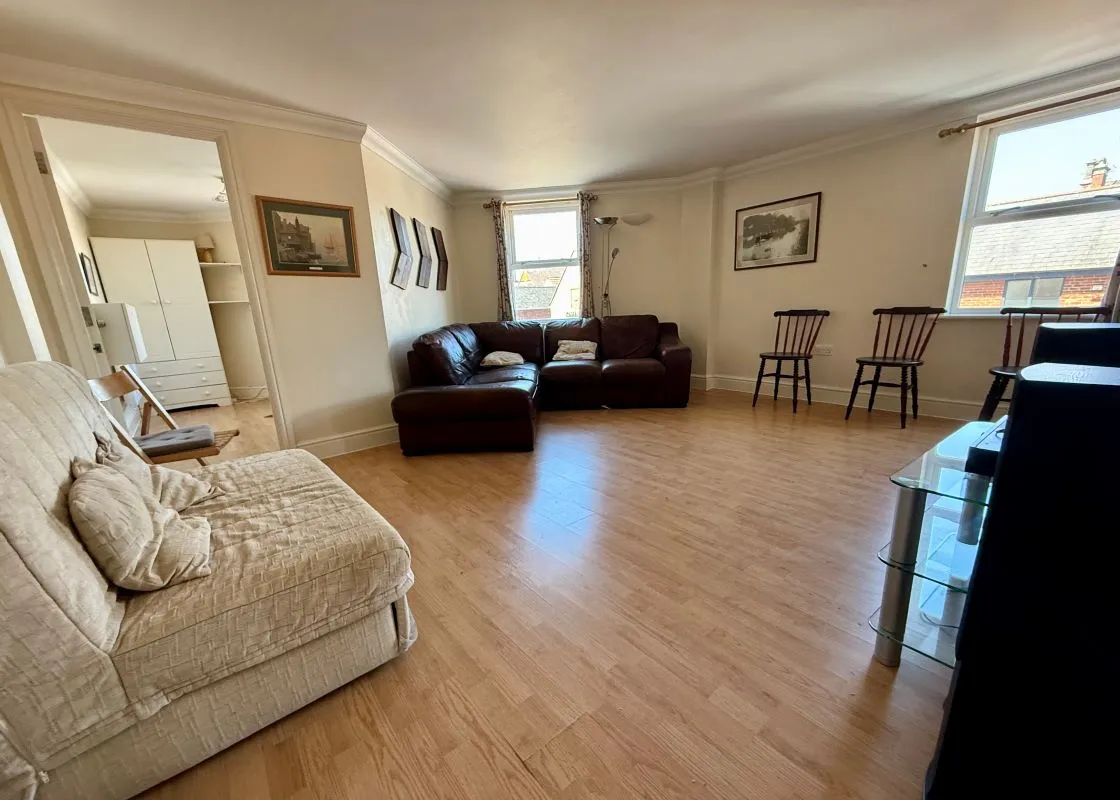 2 bedroom property for sale