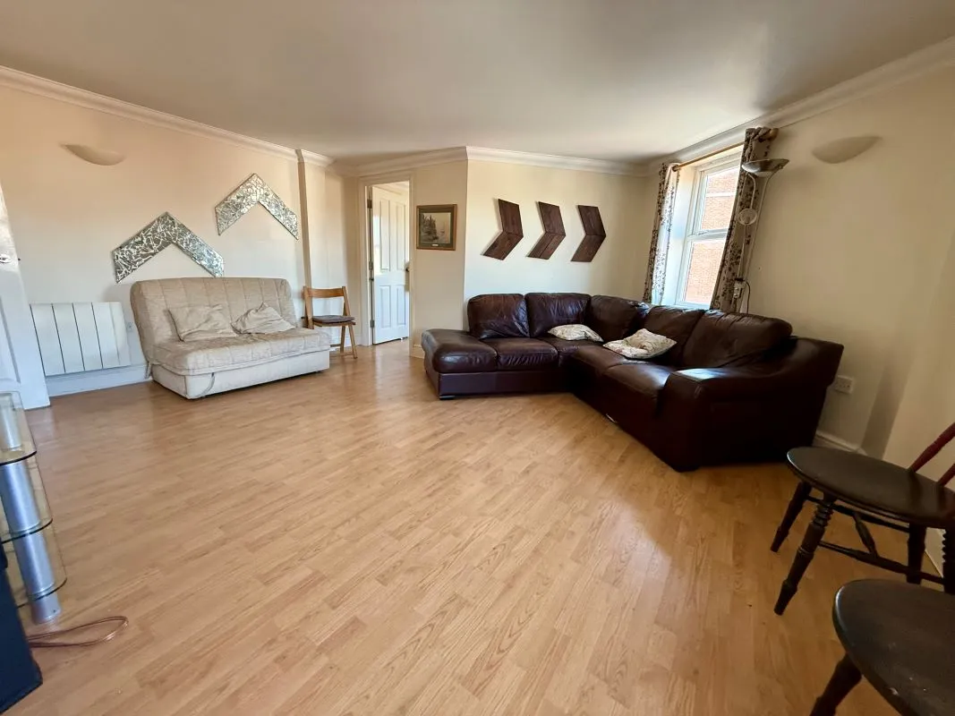 2 bedroom property for sale