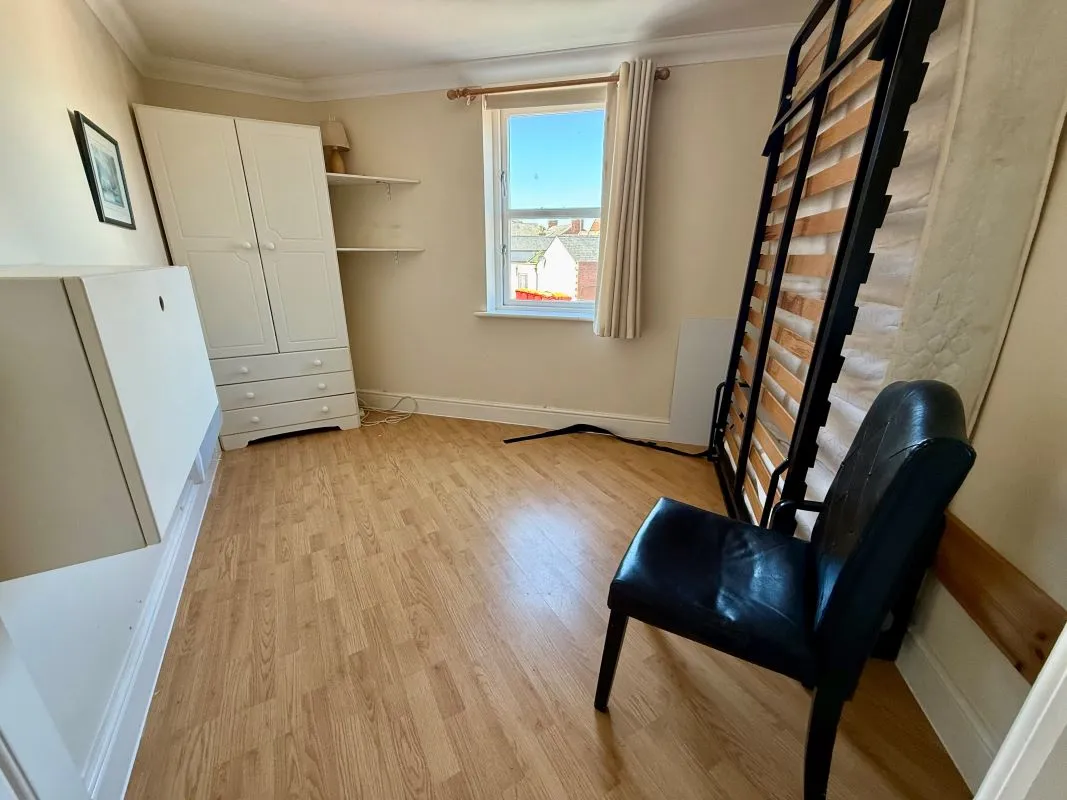 2 bedroom property for sale
