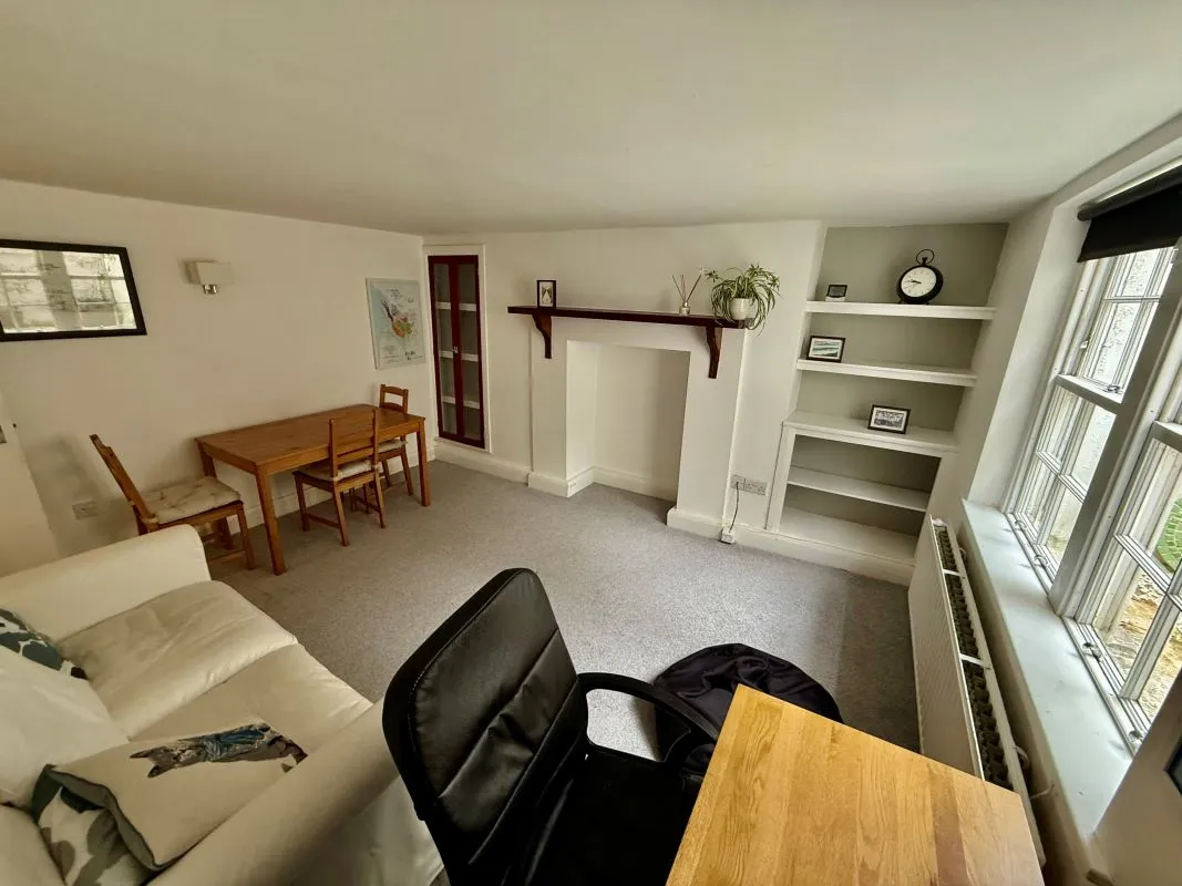 1 bedroom property for sale