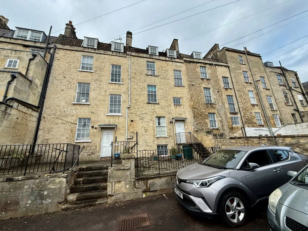 1 bedroom property for sale