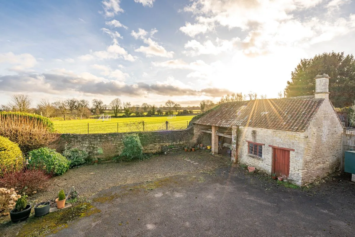 3 bedroom property for sale