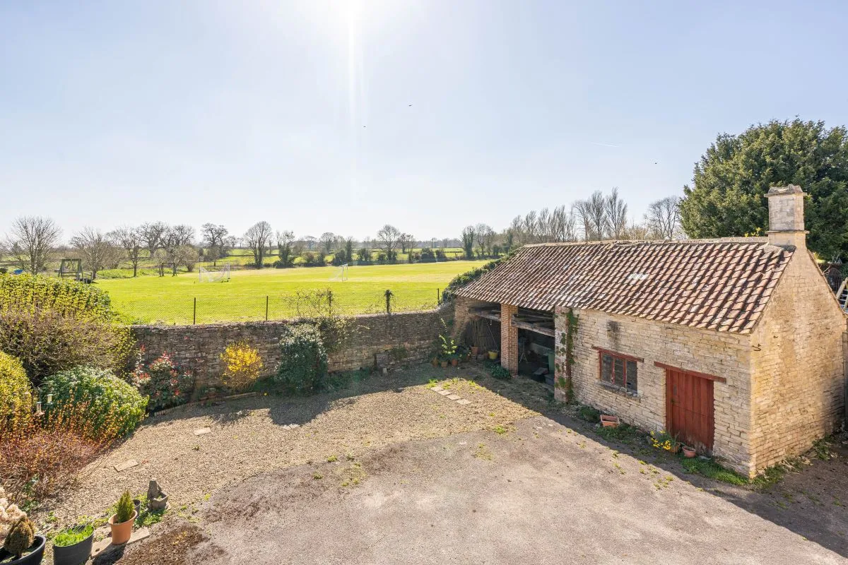 3 bedroom property for sale