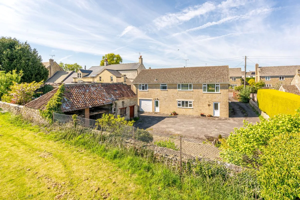 3 bedroom property for sale