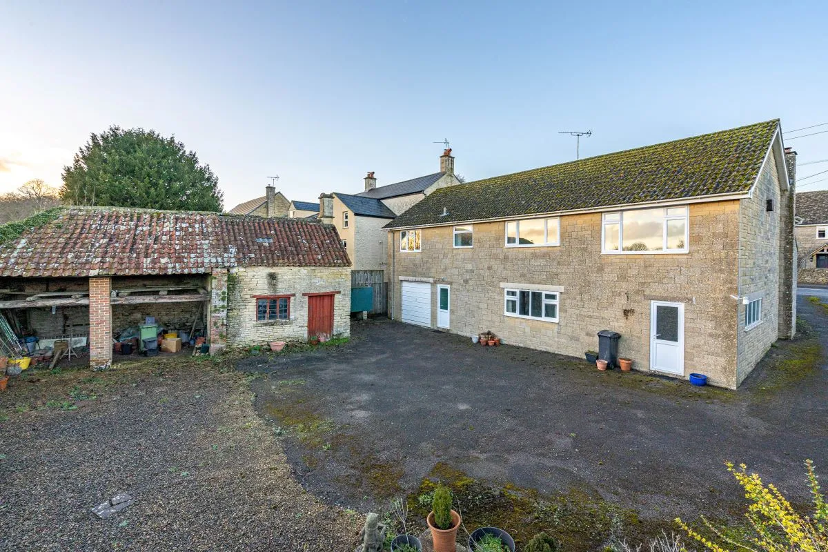 3 bedroom property for sale