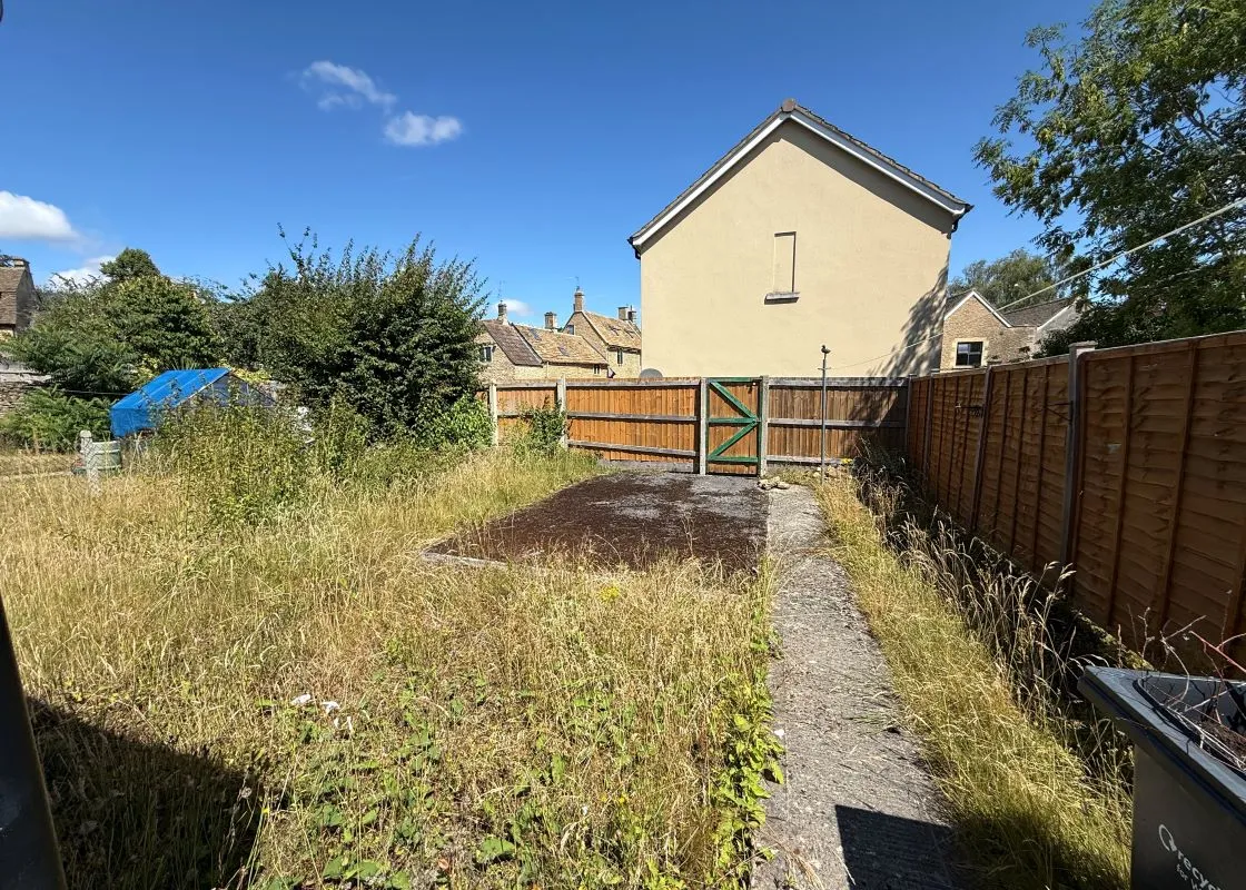 2 bedroom property for sale