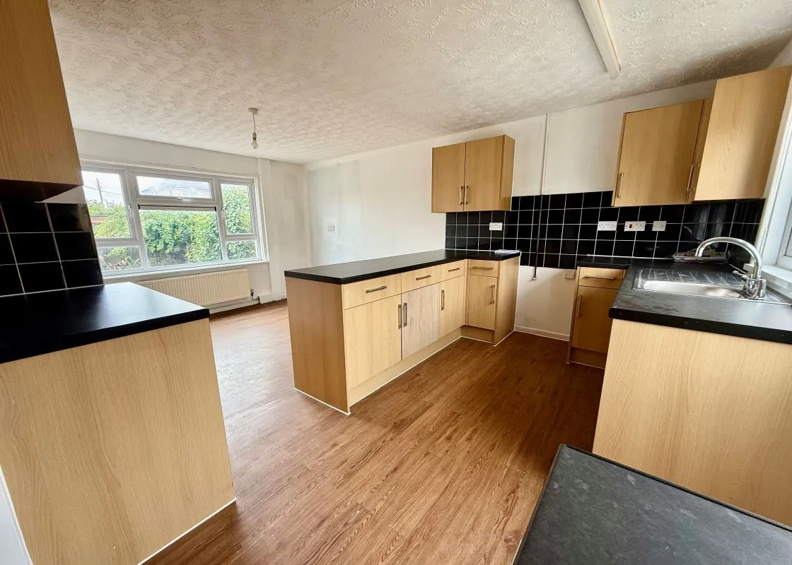3 bedroom property for sale