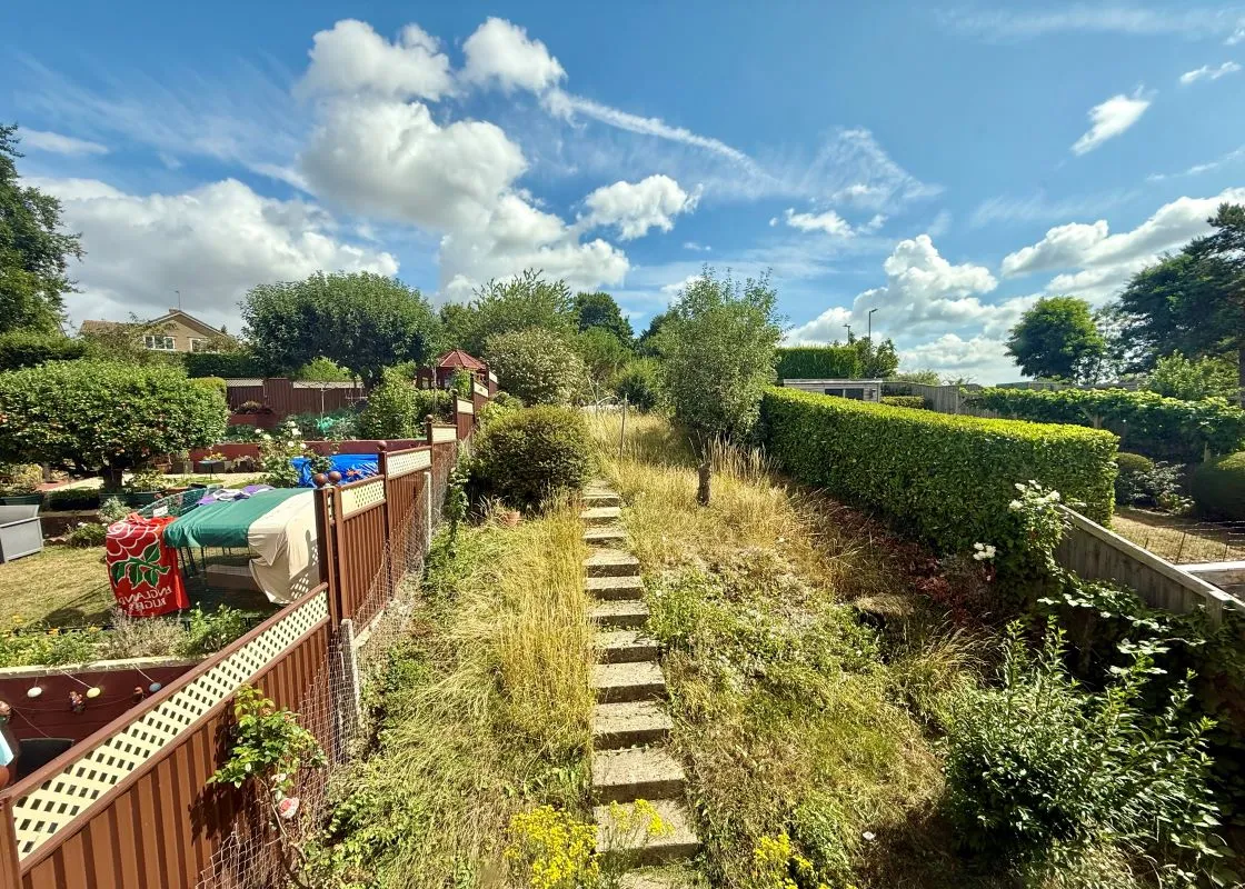 3 bedroom property for sale