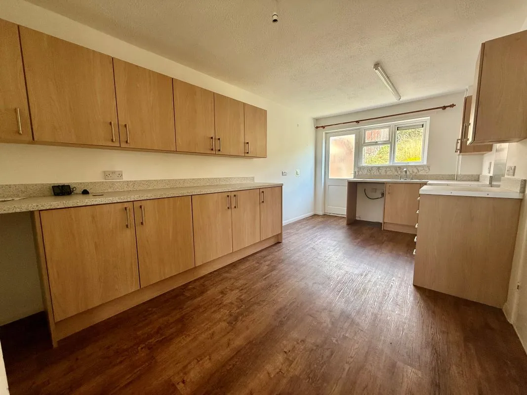 3 bedroom property for sale