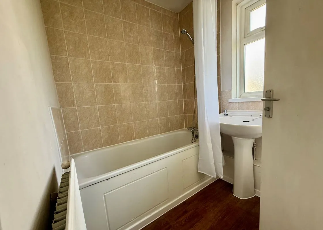 2 bedroom property for sale