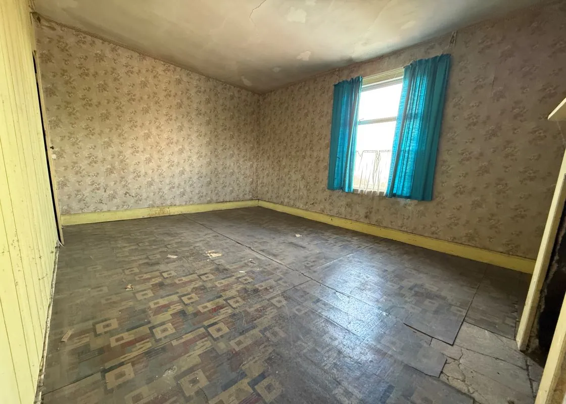 2 bedroom property for sale